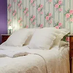 La Balat Hotel