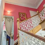 La Balat Hotel